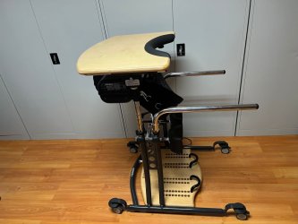 Rehabilitačný zdvihák Standy Electro Wing